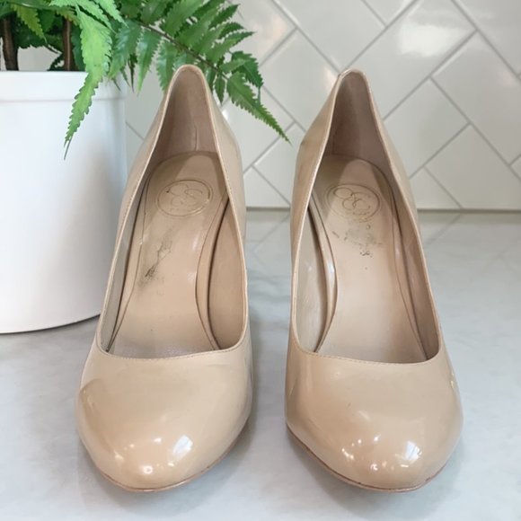 JS Collections by Jessica Simpson Nude/Beige Patent Heels/Pumps (Size 9/Size 40) - Picture 2 of 6